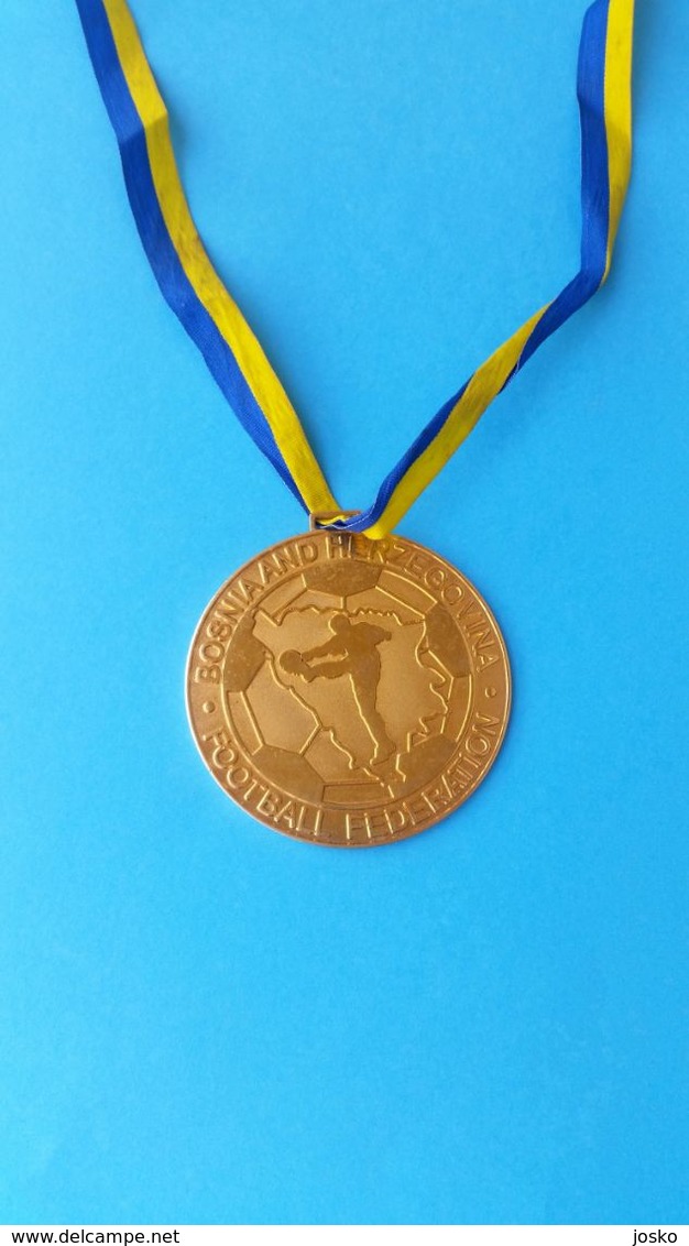 Bosnia And Herzegovina Youth Football Championship 2007/08 - GOLD WINNER MEDAL For 1st Place * Soccer Fussball Calcio RR - Boites à Tabac Vides