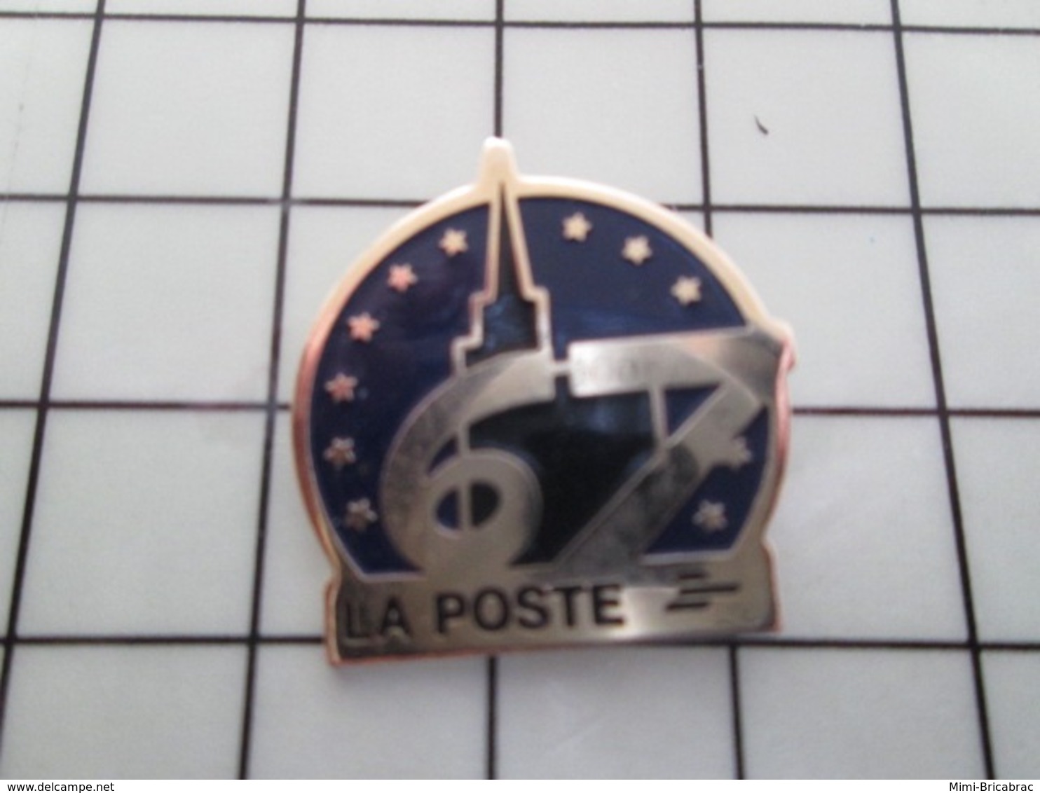 316c Pin's Pins / Beau Et Rare / THEME : POSTES / LA POSTE 7 HAUT RHIN OU BAS RHIN Bref ALSACE Quoi - Postes