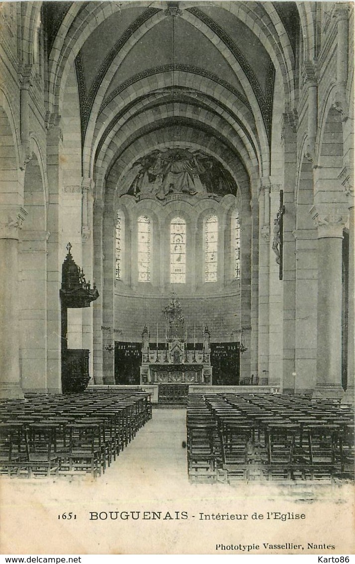 Bouguenais * Intérieur De L'église - Bouguenais