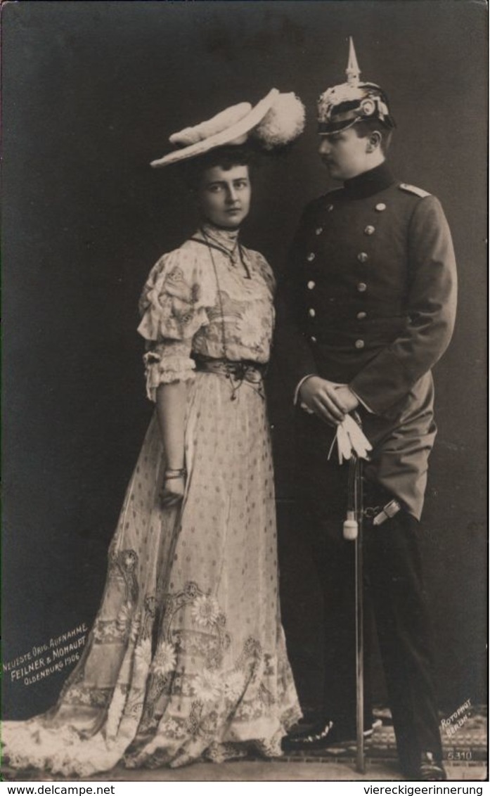 ! Alte Ansichtskarte, Adel, Royalty, Herzog Von Oldenburg ?, Uniform, Pickelhaube - Königshäuser