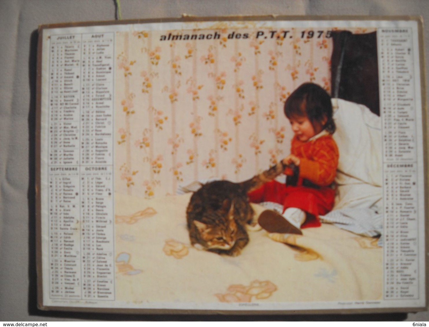 1622 Calendrier Du Facteur PTT 1975   Illustration Chien Loup , Petite Fille Et Son Chat - Big : 1971-80