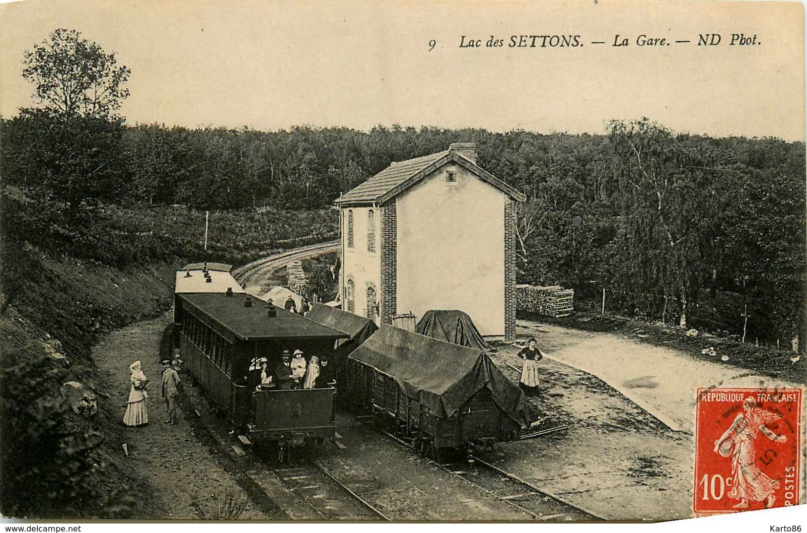Montsauche Les Settons * La Gare Du Lac * Train * Ligne Chemin De Fer De La Nièvre - Montsauche Les Settons
