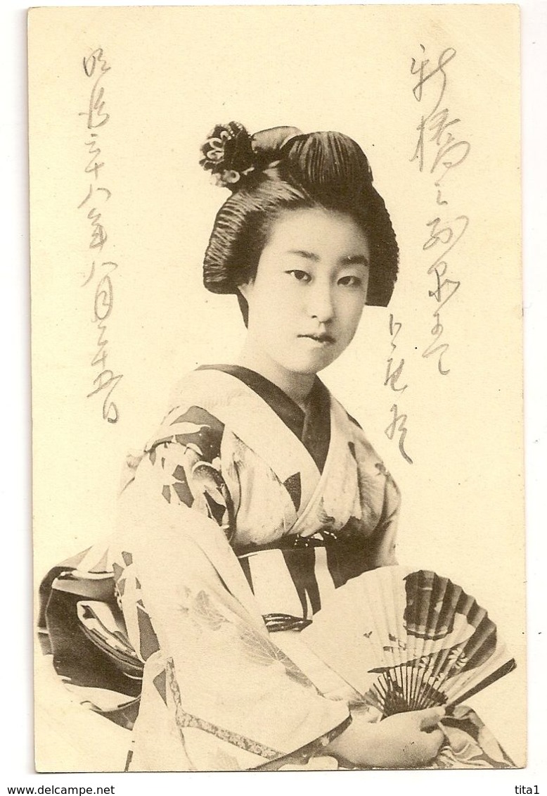 371 - Jeune Japonaise - Donne