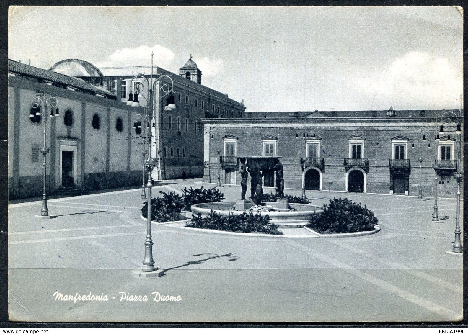 CV3469 MANFREDONIA (Foggia FG) Piazza Duomo, FG, Viaggiata Per Cittiglio, Francobollo Asportato, Ottime Condizioni - Manfredonia