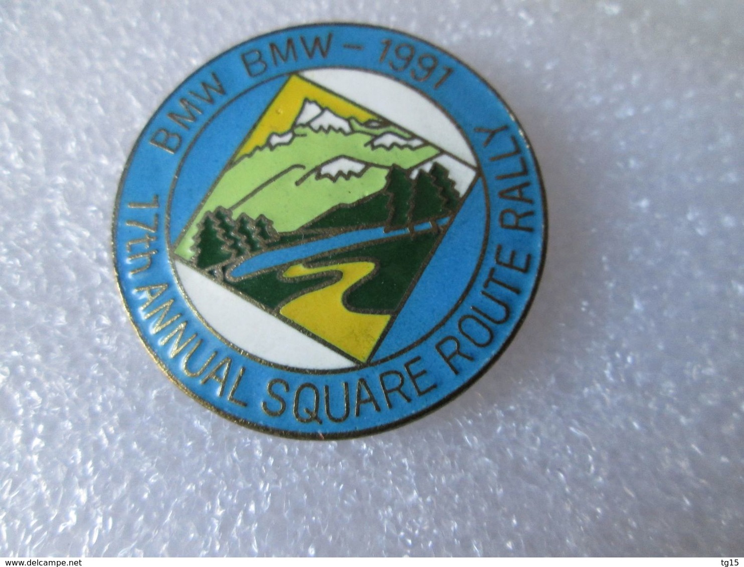 PIN'S   BMW  77 Th  ANNUAL SQUARE ROUTE RALLY  1991  32mm  Email Grand Feu - BMW