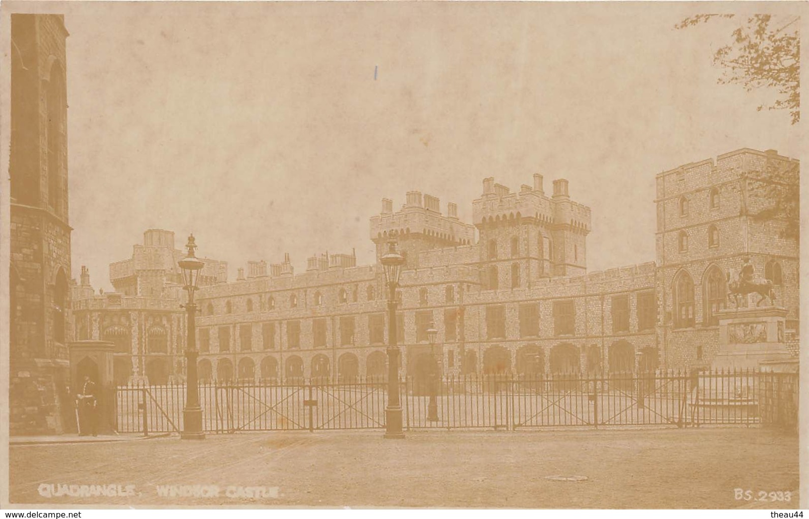 ¤¤   -   ROYAUME-UNI  -  ANGLETERRE  -  Carte-Photo  -  Quadrangle  -  WINDSOR   -  Castle    -  ¤¤ - Windsor