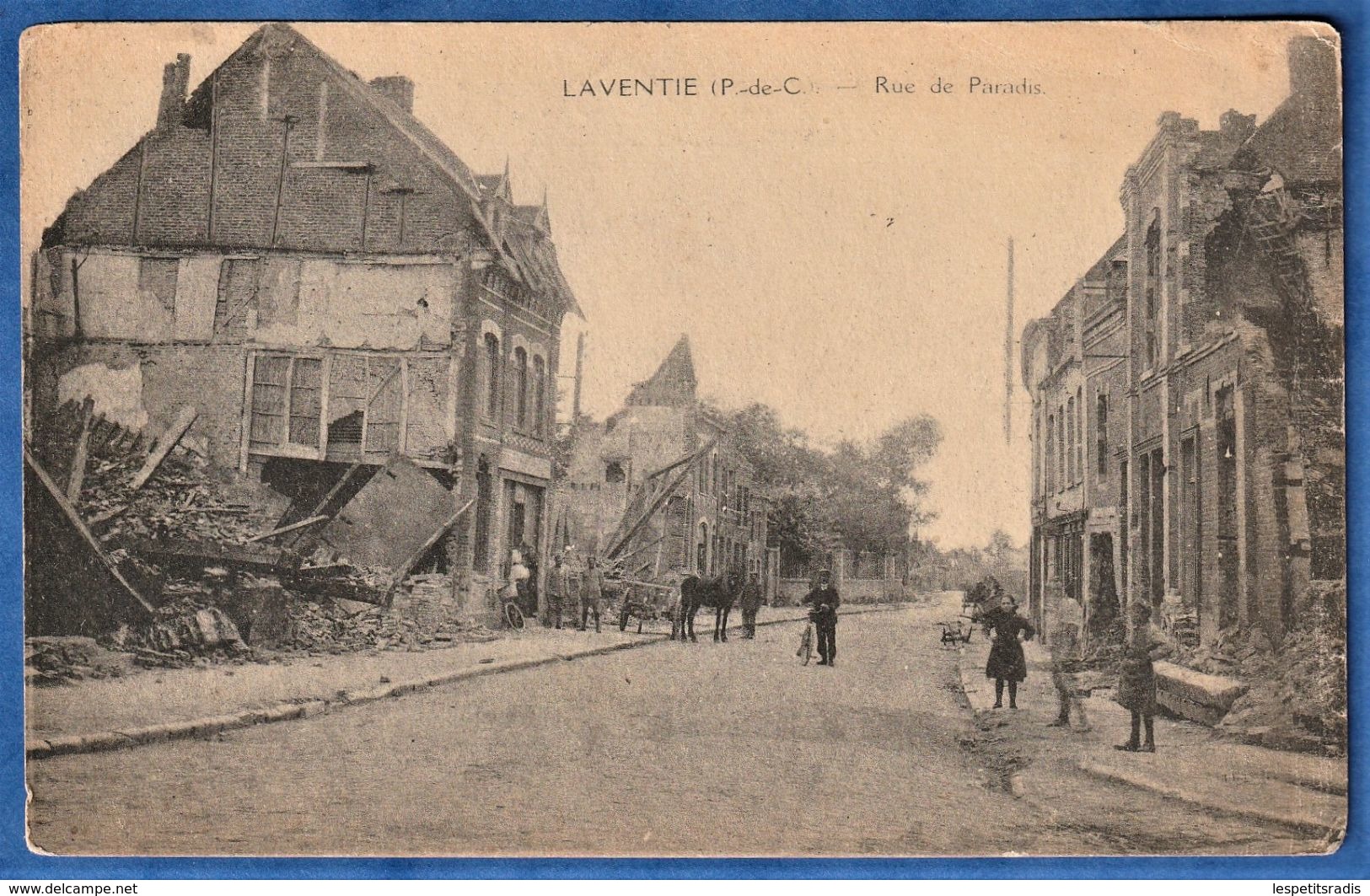 RARE CPA 62 LAVENTIE (P. De C) - Rue De Paradis - Laventie