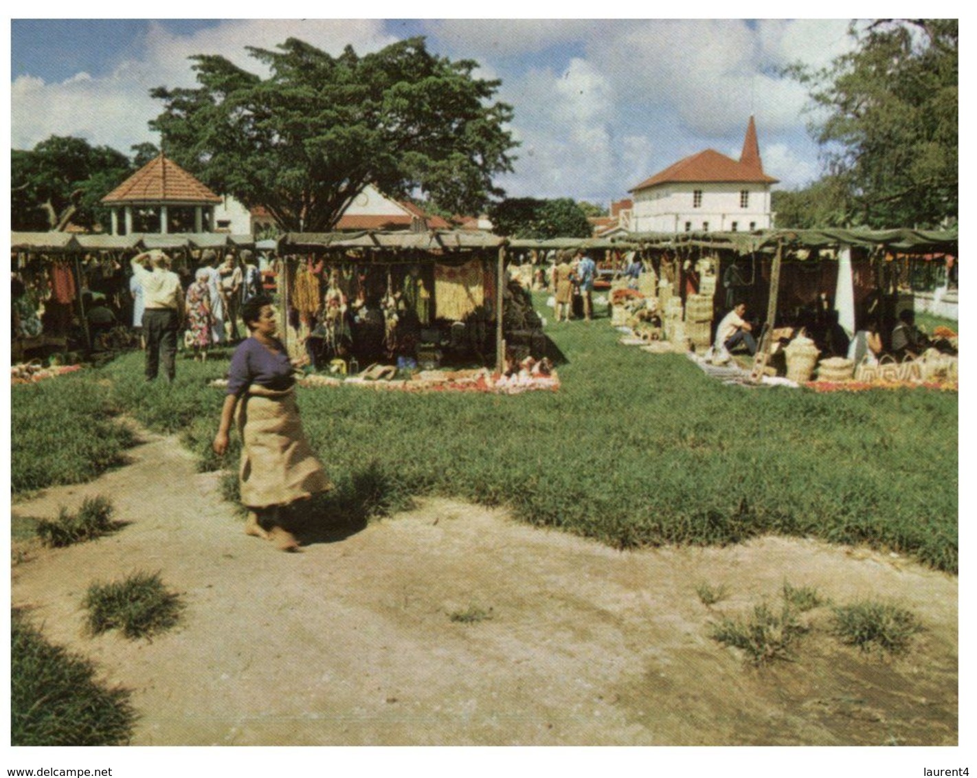 (C 3) Tonga ? Market Scene - Tonga