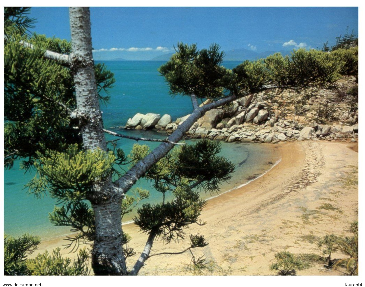 (C 5) Australia - QLD - Magnetic Island Arthur Bay (with Stamp) - Great Barrier Reef