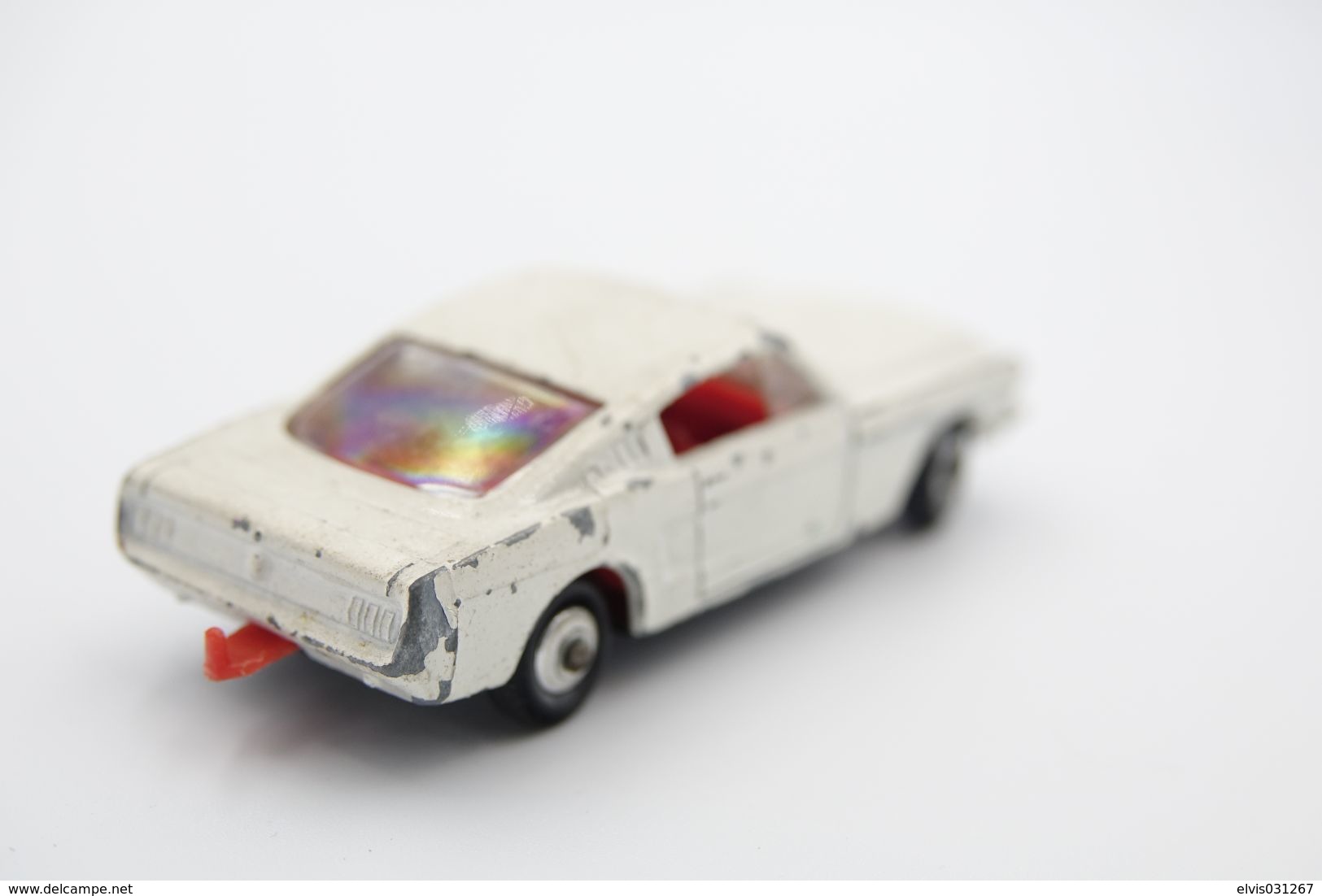 Matchbox Lesney 8E1 FORD MUSTANG FASTBACK - Regular Wheels, Issued 1966 - Matchbox (Lesney)