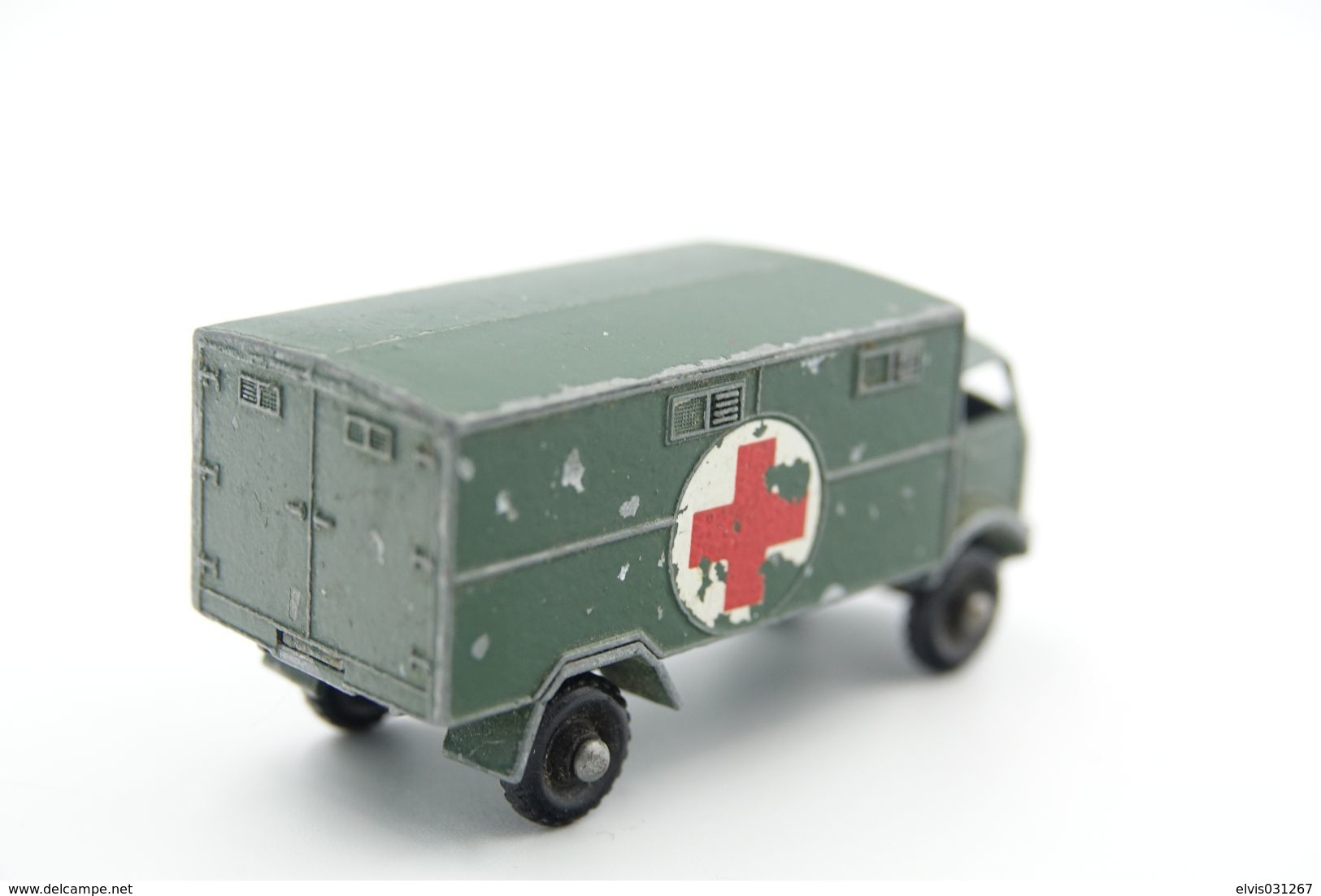 Matchbox Lesney 63A FORD SERVICE AMBULANCE - Regular Wheels, Issued 1959 - Matchbox (Lesney)