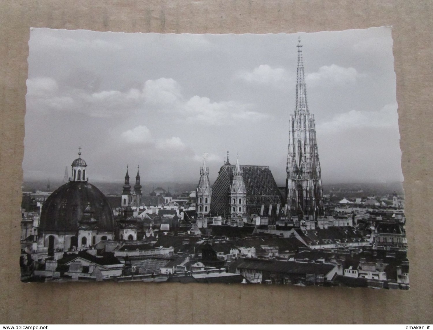 - VIENNA PANORAMA CATTEDRALE  - ANNO ?  NVG - OTTIMA - Château De Schönbrunn