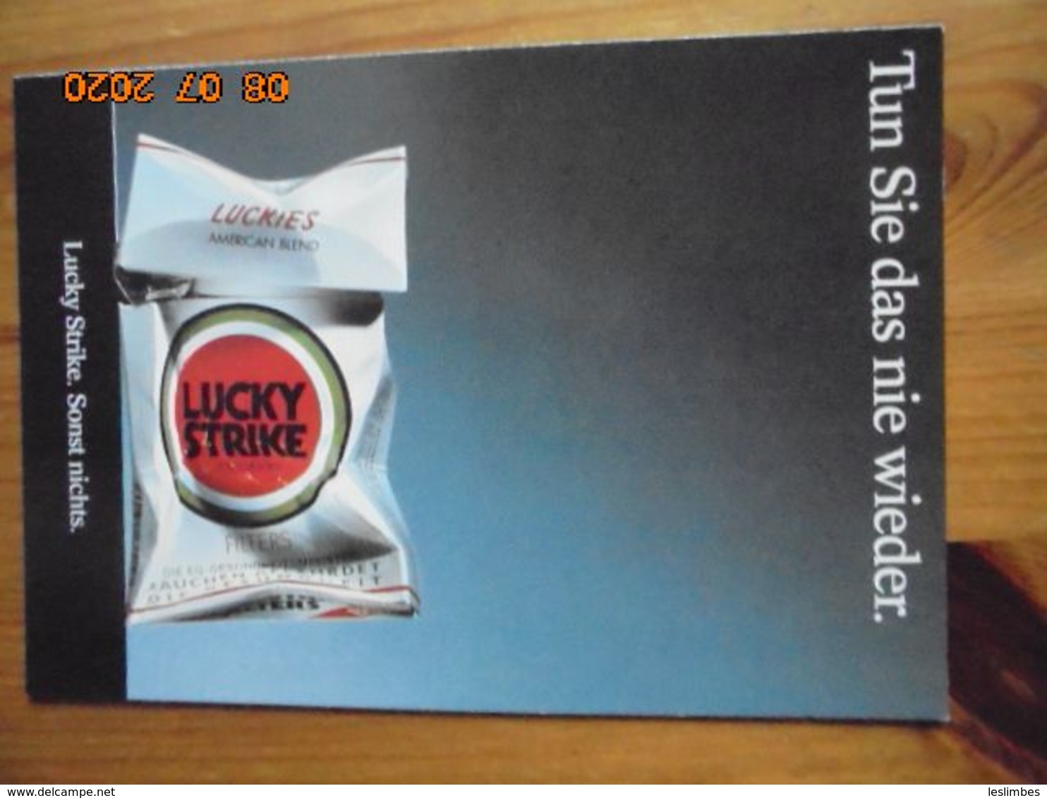 Carte Postale Publicitaire Allemand (Taschen 1996) 16,3 X 11,4 Cm. Lucky Strike. Sonst Nichts. "Nie Wieder" 1993 - Objets Publicitaires