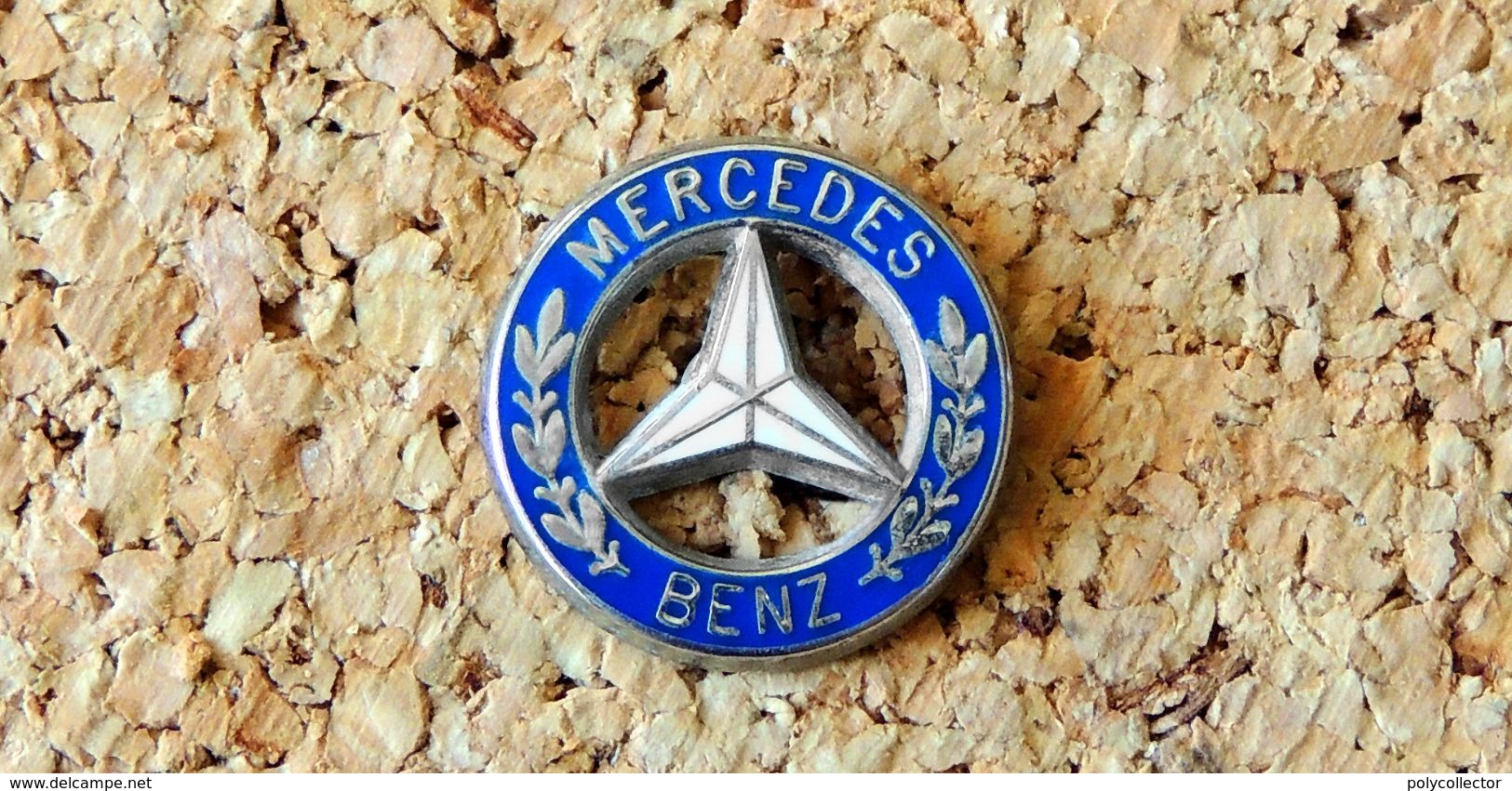 Pin's MERCEDES BENZ Logo Ajouré 17mm émaillé Fabricant Inconnu - Mercedes