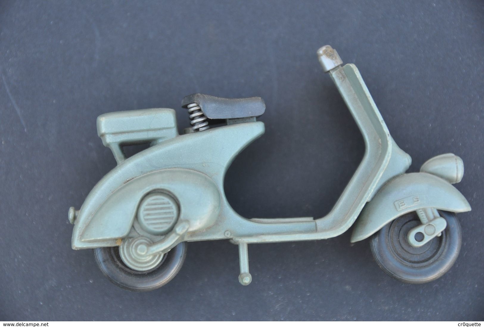 SCOOTER VESPA - Motorcycles