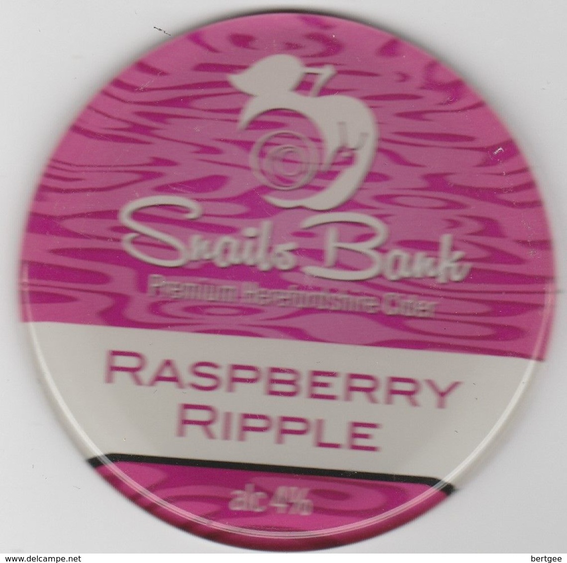 SNAILS BANK CIDER  (WORCESTER, ENGLAND) - RASPBERRY RIPPLE -  THICK ROUND PERSPEX T-BAR FRONT - Uithangborden