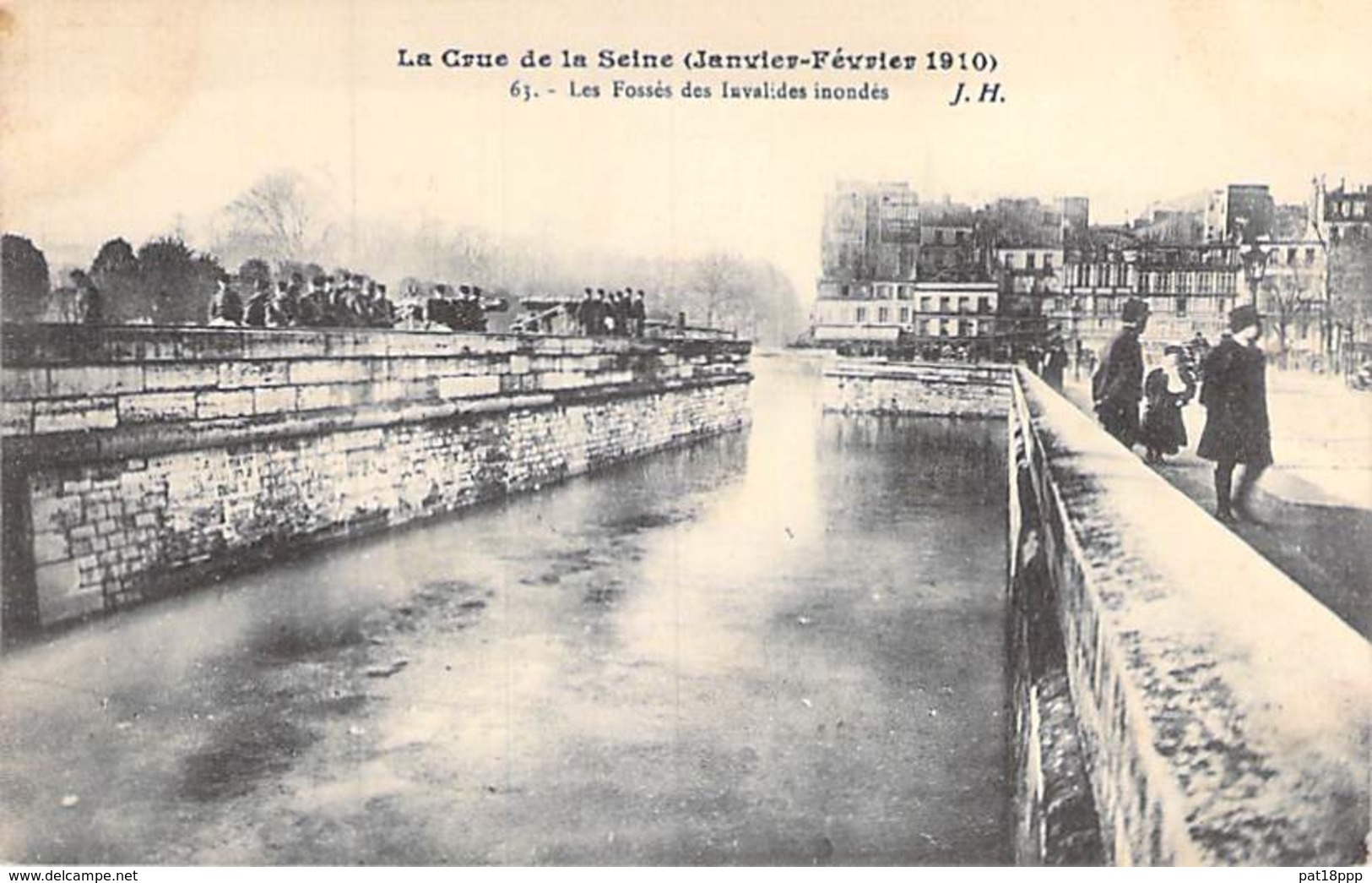 75 - PARIS 07 °  INONDATIONS De PARIS ( Janvier 1910 ) Crue De La Seine - Les Fossés Des Inavlides Inondés - CPA - Seine - De Overstroming Van 1910