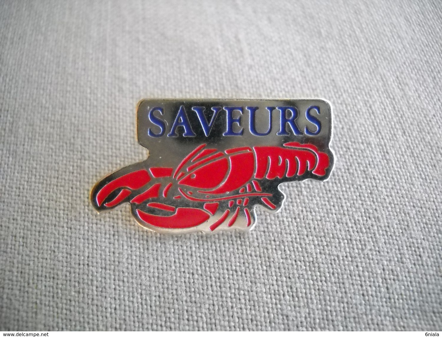 1670 Pin's Pins  SAVEURS HOMARD - Alimentation