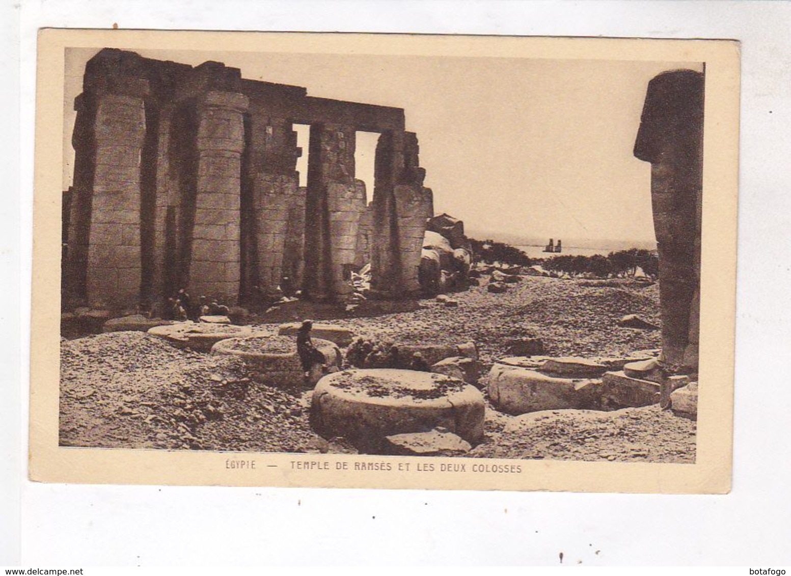 CPA  TEMPLE DE RAMSES ET LES DEUX COLOSSES - Temples D'Abou Simbel