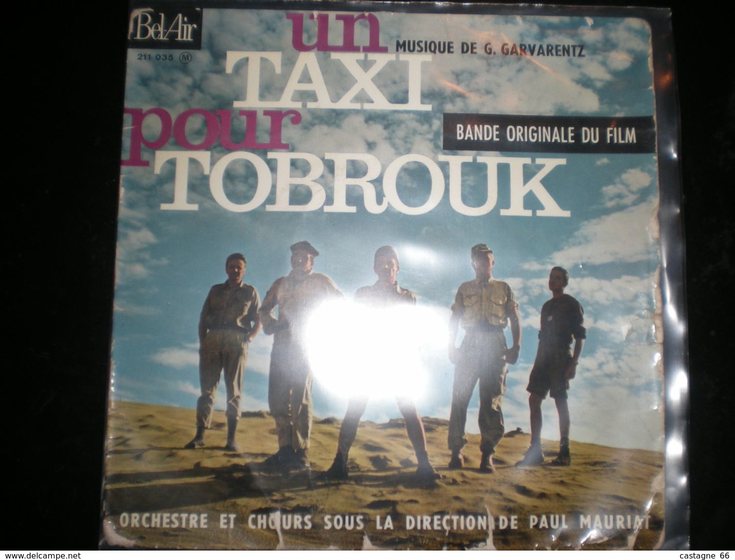 UN TAXI POUR TOBROUK - Filmmusik