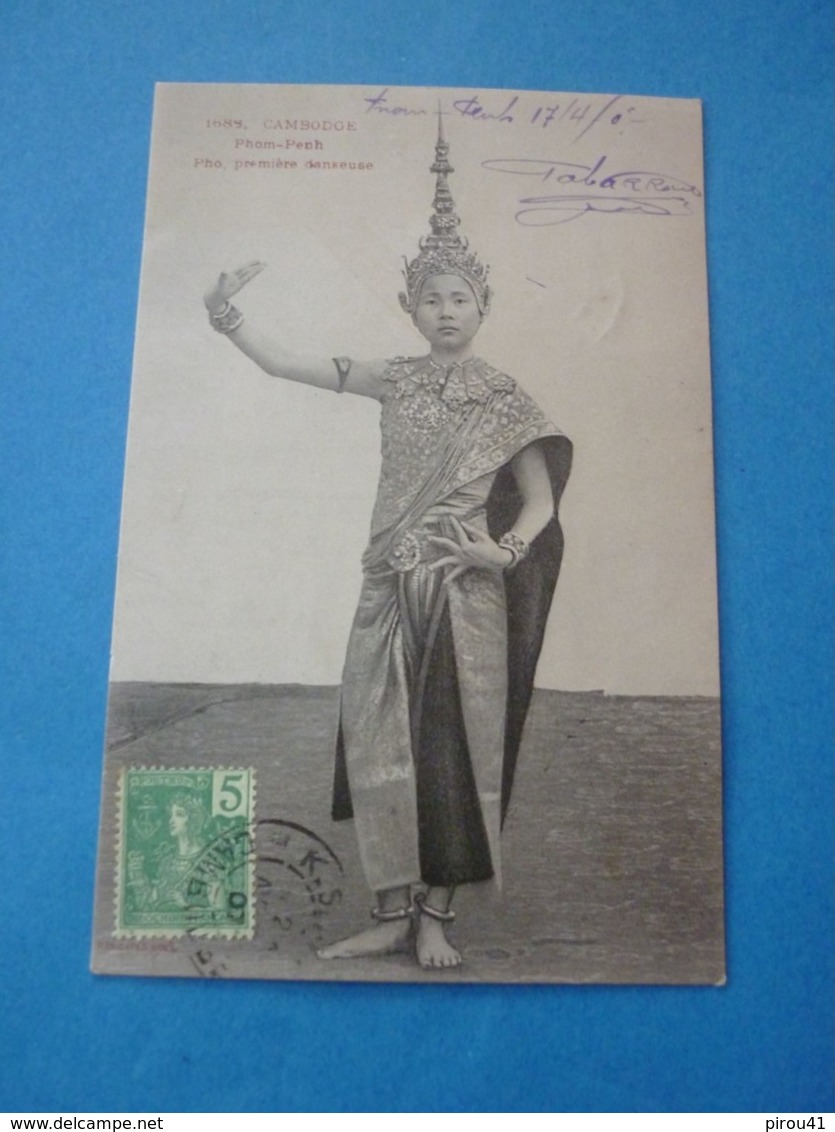 CAMBODGE PHNOM PENH CPA  PHO PREMIERE DANSEUSE  VOYAGEE 1907 TIMBREE - Cambodge