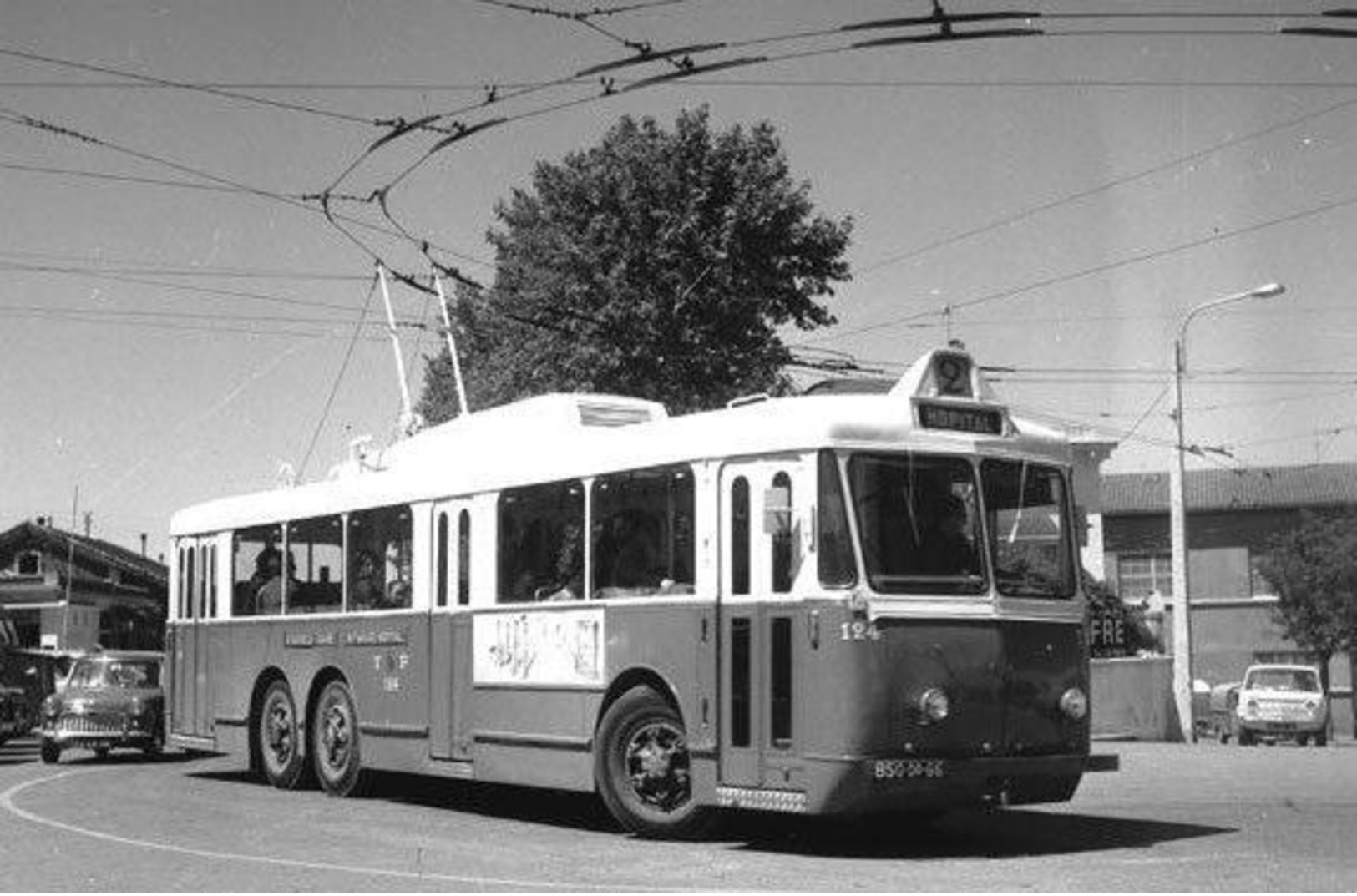 Reproduction D'une Photo Ancien  D'un Trolley Bus - Altri & Non Classificati