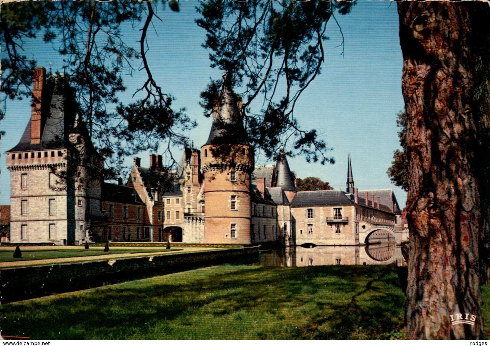 Dep 28 , Cpm MAINTENON , 28.227.36 , Le Chateau (XIV° Siècle) (22320) - Maintenon