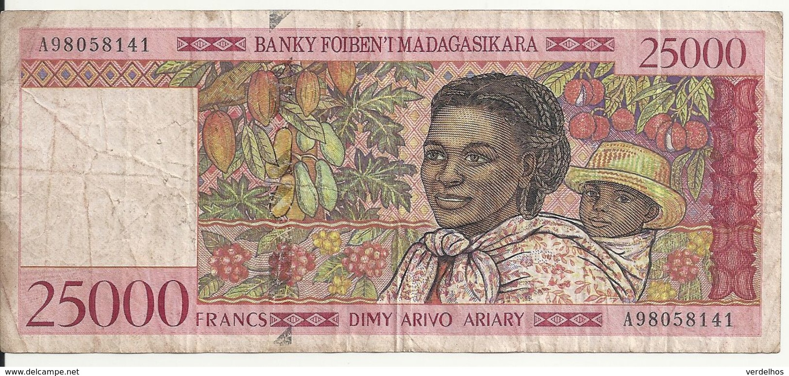 MADAGASCAR 25000 FRANCS ND1998 VG+ P 82 - Madagascar