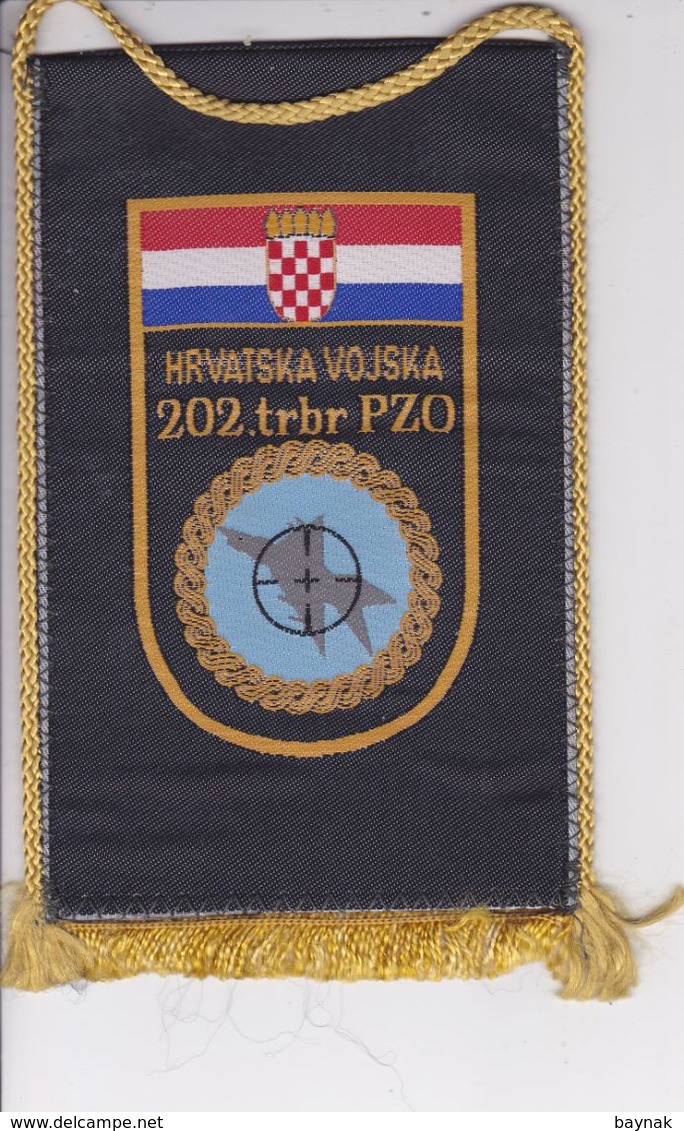 CROATIA  --  HRVATSKA VOJSKA  --  202. TRBR PZO  --  ANTI- AIRCRAFT WARFARE 17 Cm X 10,5 Cm  -  BANNER, PENNANT, DRAPEAU - Flaggen