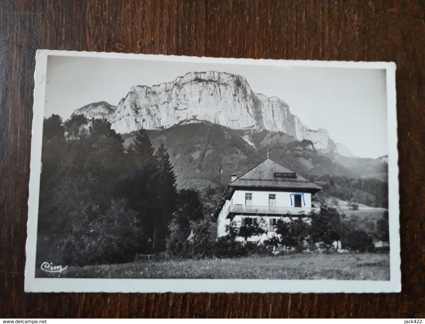 L28/93 Dingy-St-Clair . Hôtel Du Parmelan Et Le Perthuis - Dingy-Saint-Clair