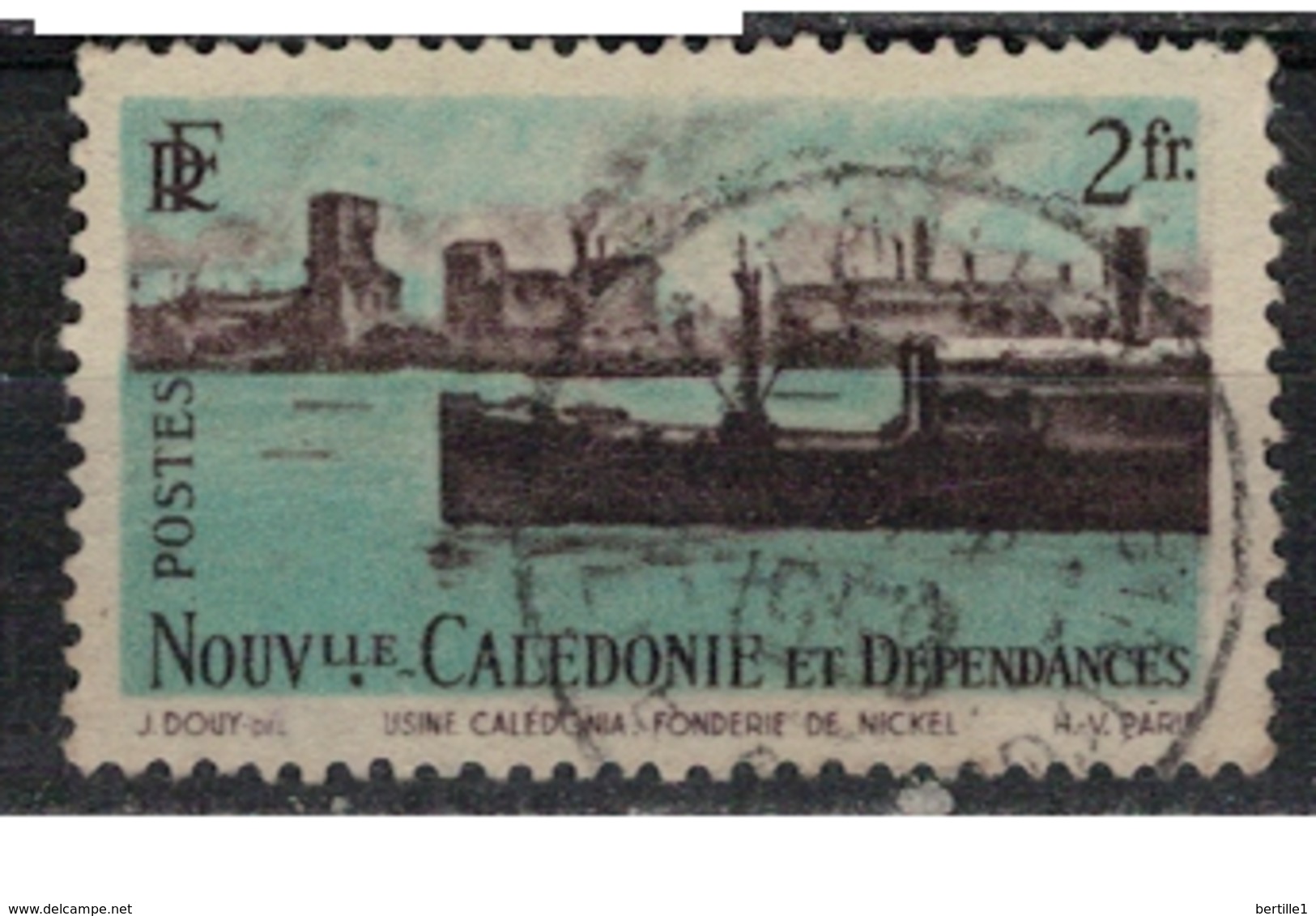 NIOUVELLE CALEDONIE       N°  YVERT  :   268   ( 2 ) OBLITERE       ( Ob   7/ 44  ) - Used Stamps