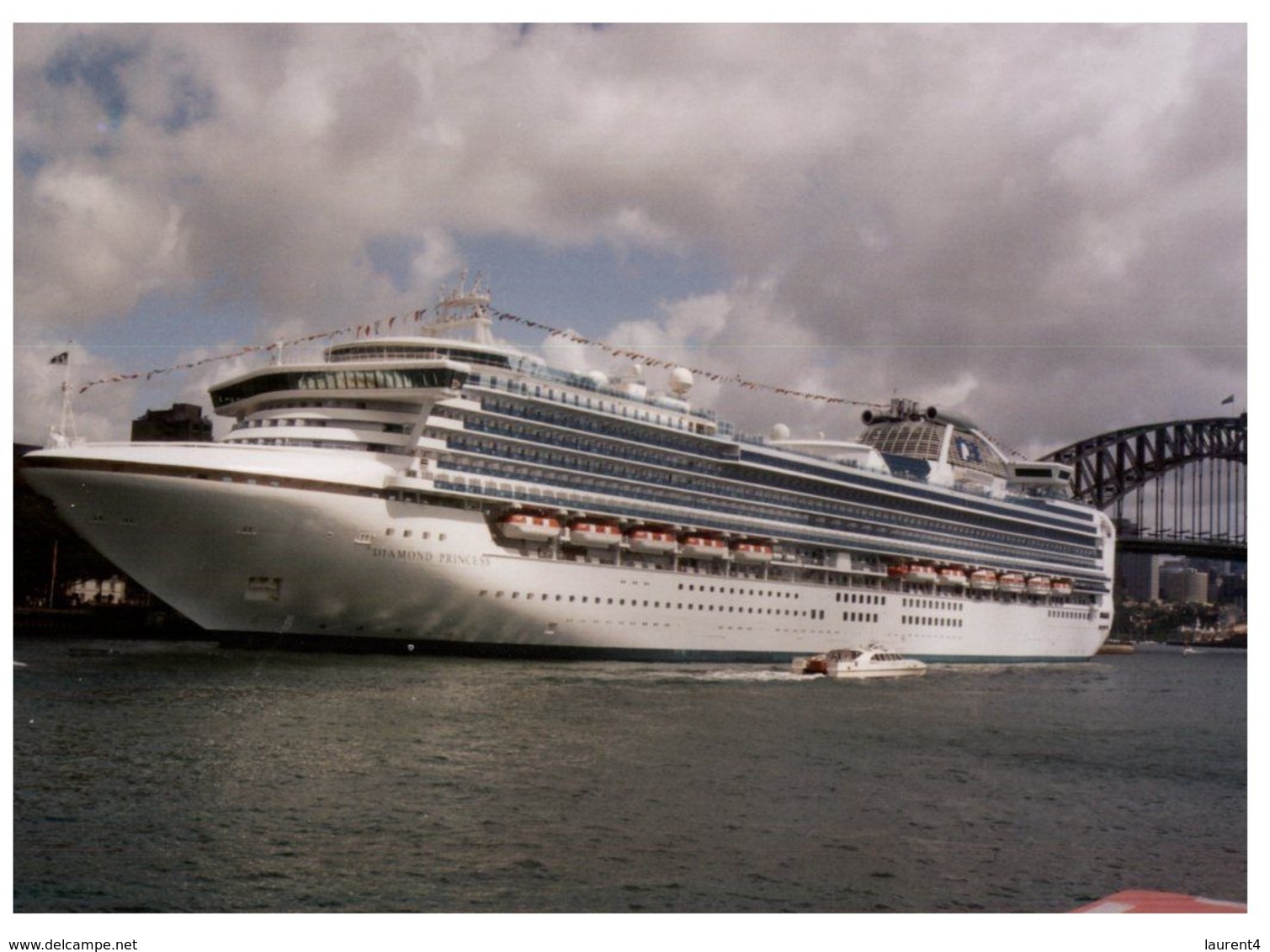 (C 19) Cruise Ship / Paquebot (in Sydney) - Diamond Princess - Sin Clasificación