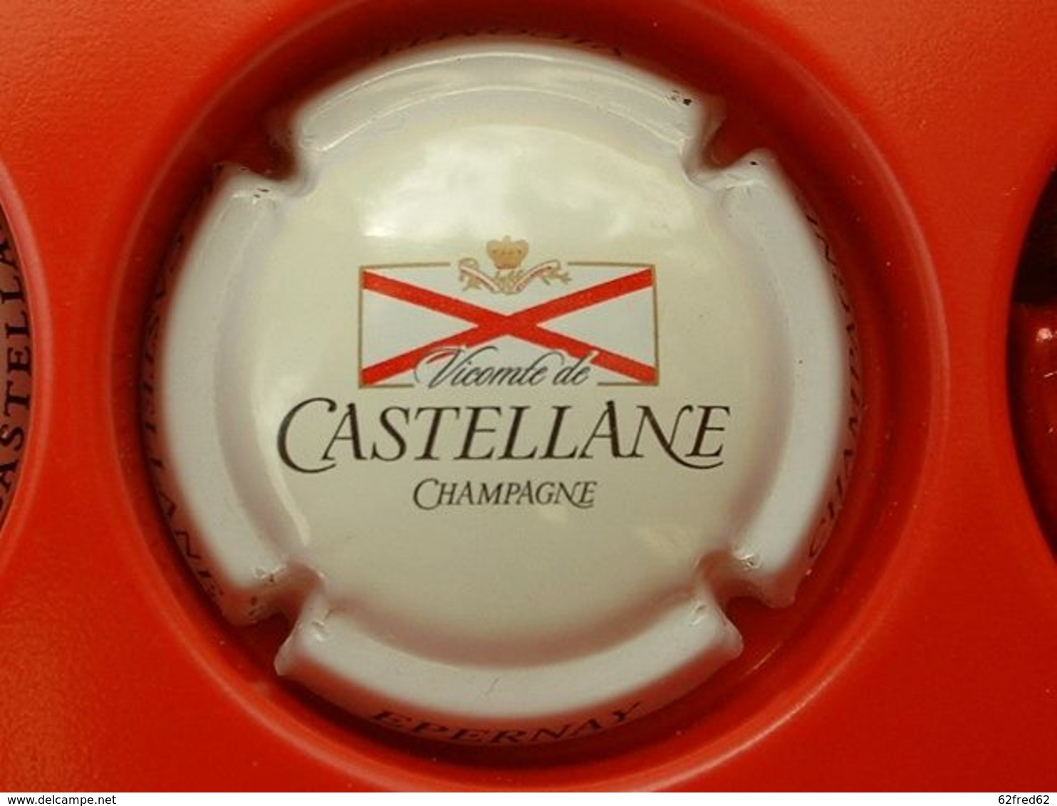 CAPSULE DE CHAMPAGNE  - DE CASTELLANE N°68 - De Castellane