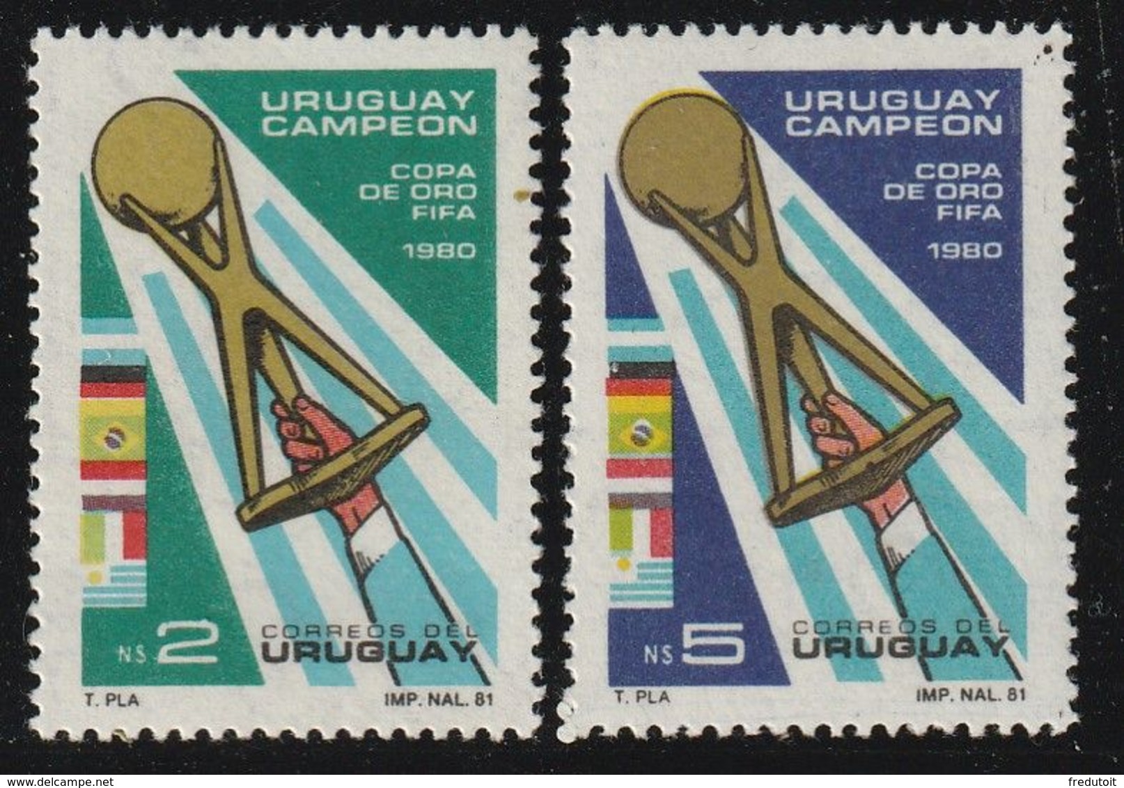 URUGUAY - N°1074/5 ** (1981)  Football - Uruguay