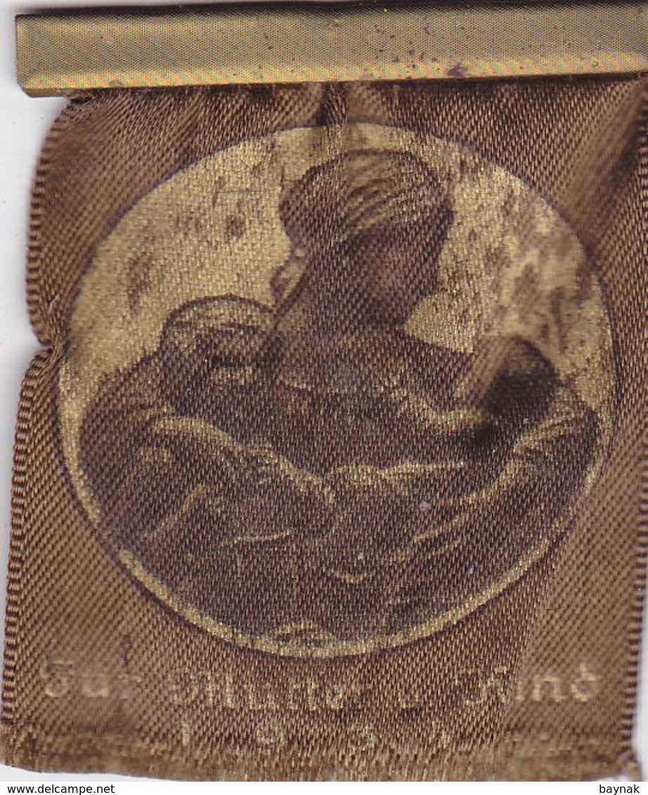 DEUTSCHLAND  --  WHW  ABZEICHEN  --  WINTERHILFSWERK  --   SILK  --   5,5 Cm X 4,5 Cm - 1939-45