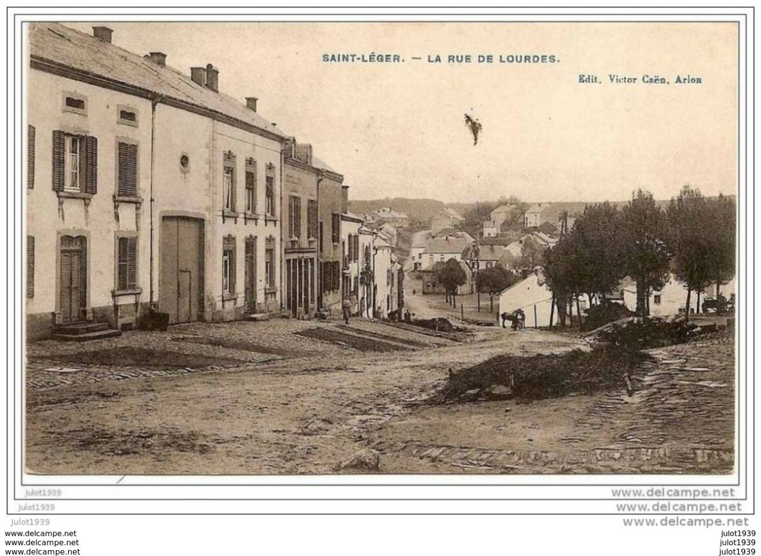 SAINT - LEGER ..--  La Rue De Lourdes . 1909 Vers TERMONDE ( Mr Emile DUBUISSON ) . Voir Verso . - Saint-Léger