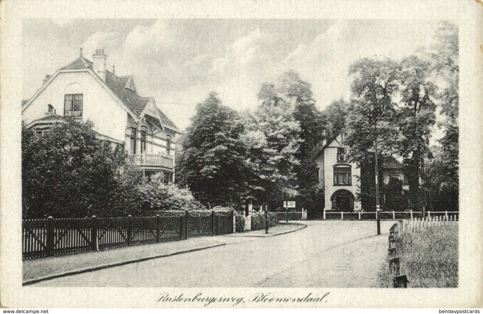 Nederland, BLOEMENDAAL, Rustenburgerweg (1920s) Ansichtkaart - Bloemendaal