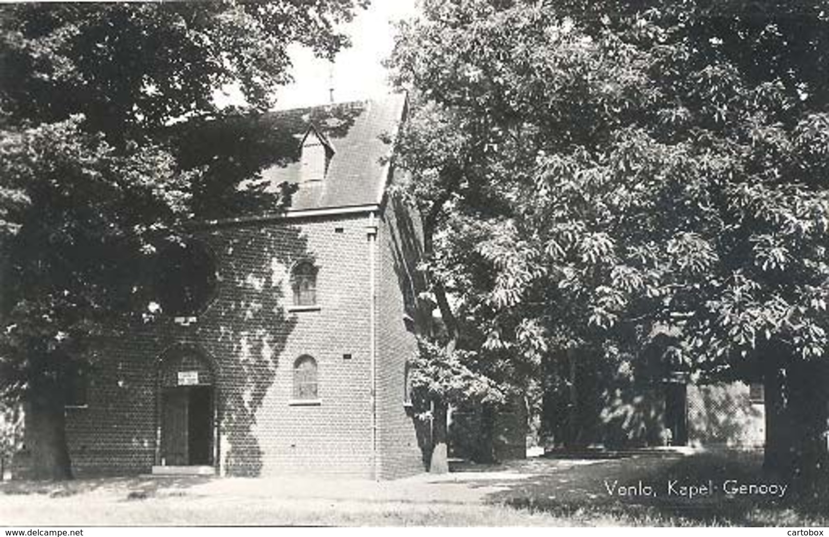 Venlo, Kapel Genooy     (glansfotokaart) - Venlo