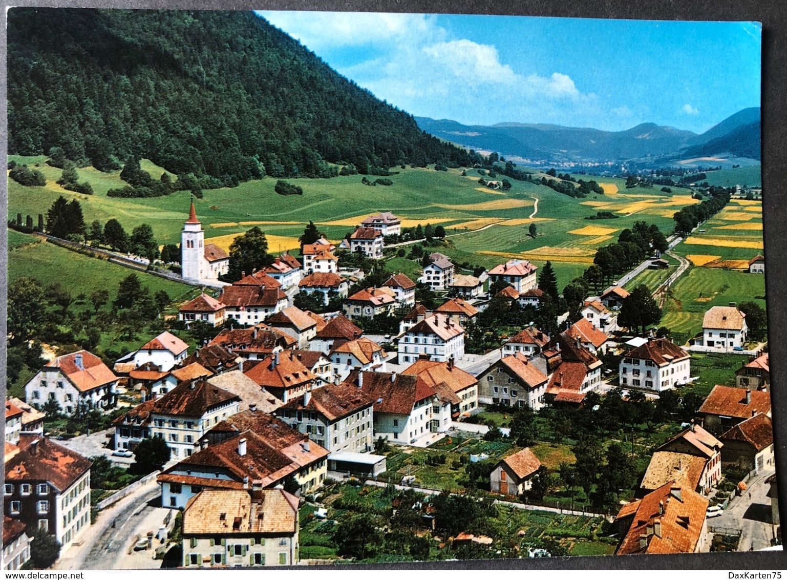 Buttes Val De Travers Gesamtansicht - Travers