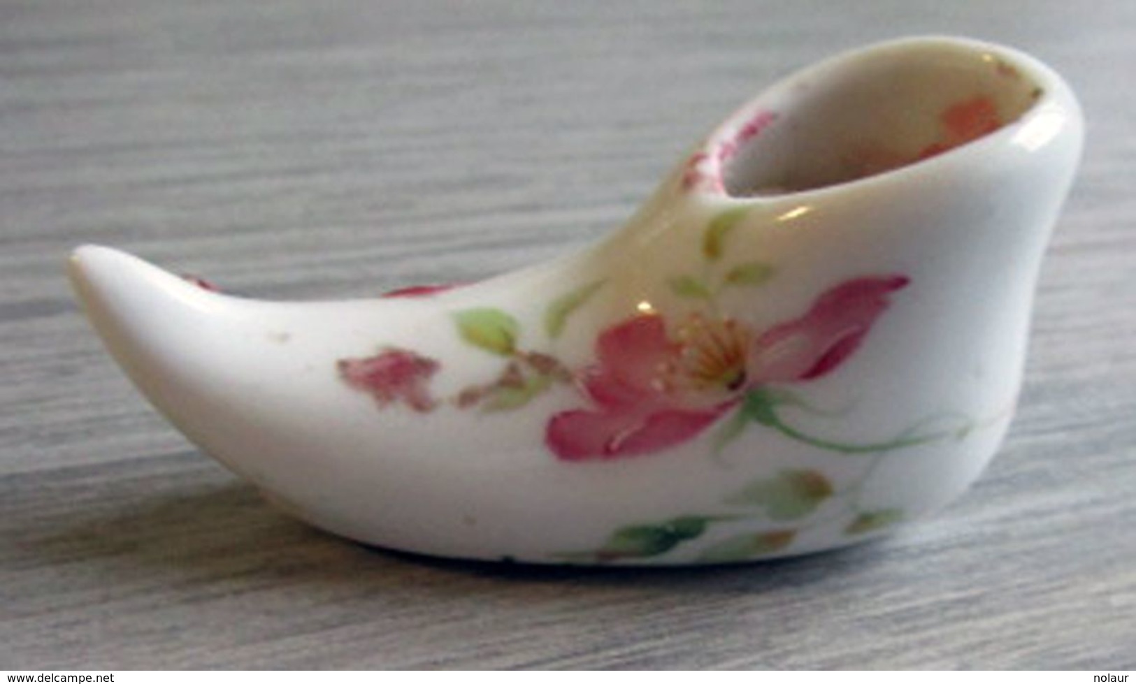 Chaussure Miniature-en Porcelaine-Limoges France - Autres & Non Classés