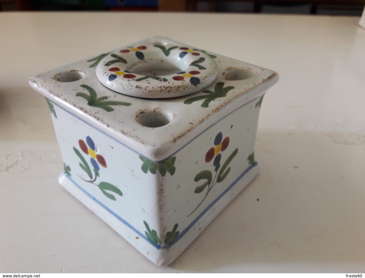 Encrier En  Porcelaine - Inkwells