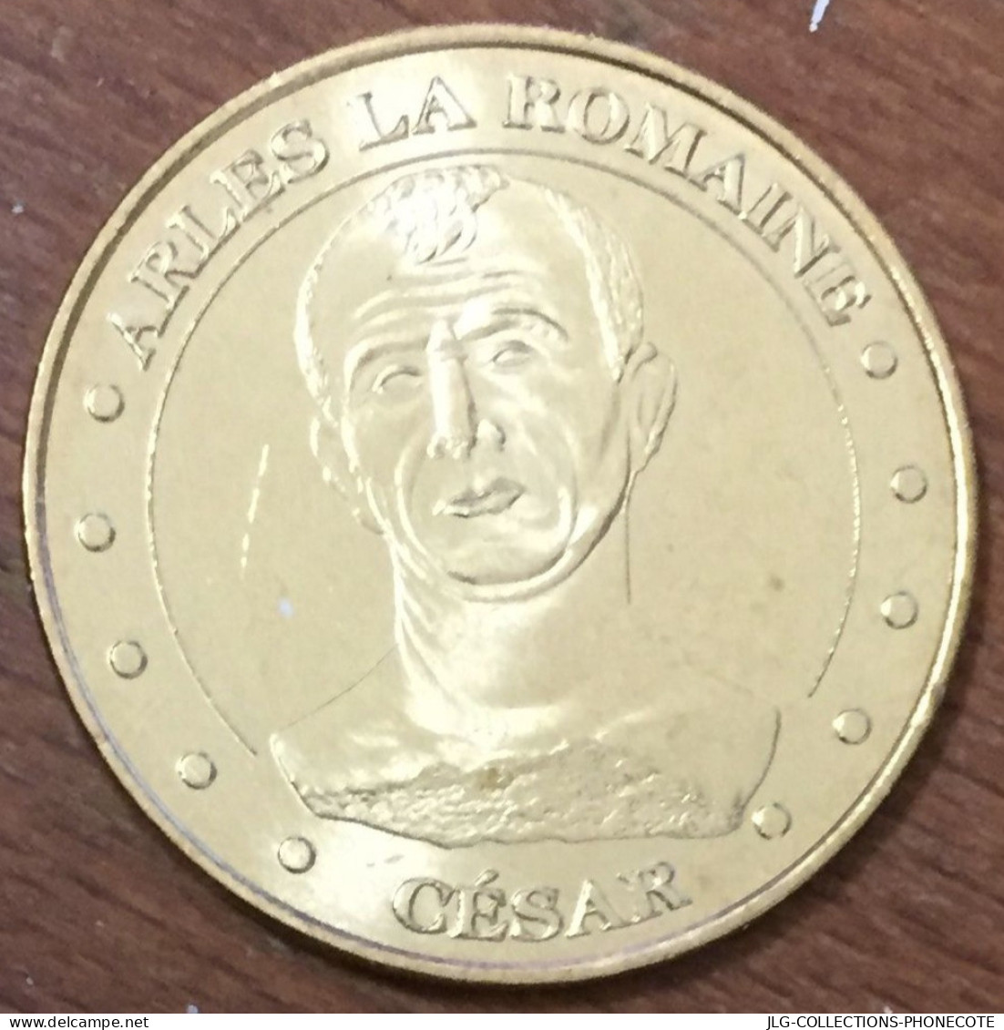 13 ARLES LA ROMAINE CÉSAR MEDAILLE SOUVENIR MONNAIE DE PARIS 2010 JETON TOURISTIQUE MEDALS COINS TOKENS - 2010