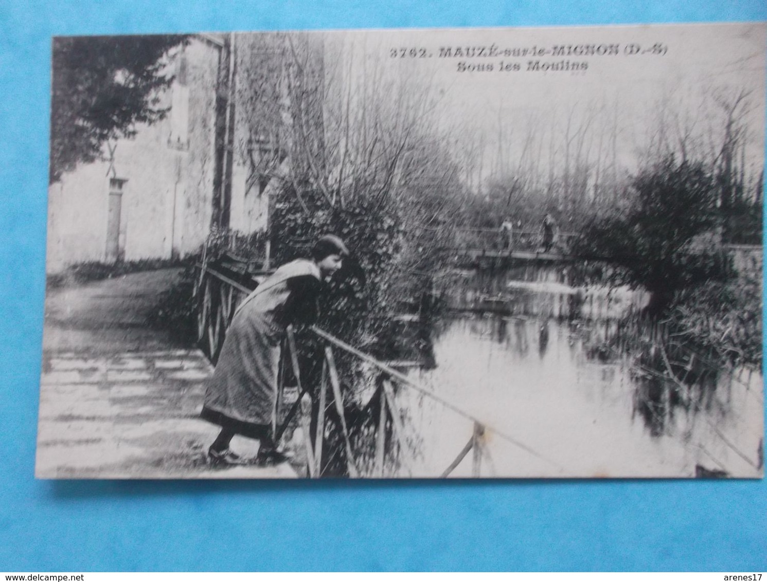 79 : MAUZE Sur Le MIGNON : SOUS Les MOULINS , Animée , C.P.A. , En Bon état - Mauze Sur Le Mignon