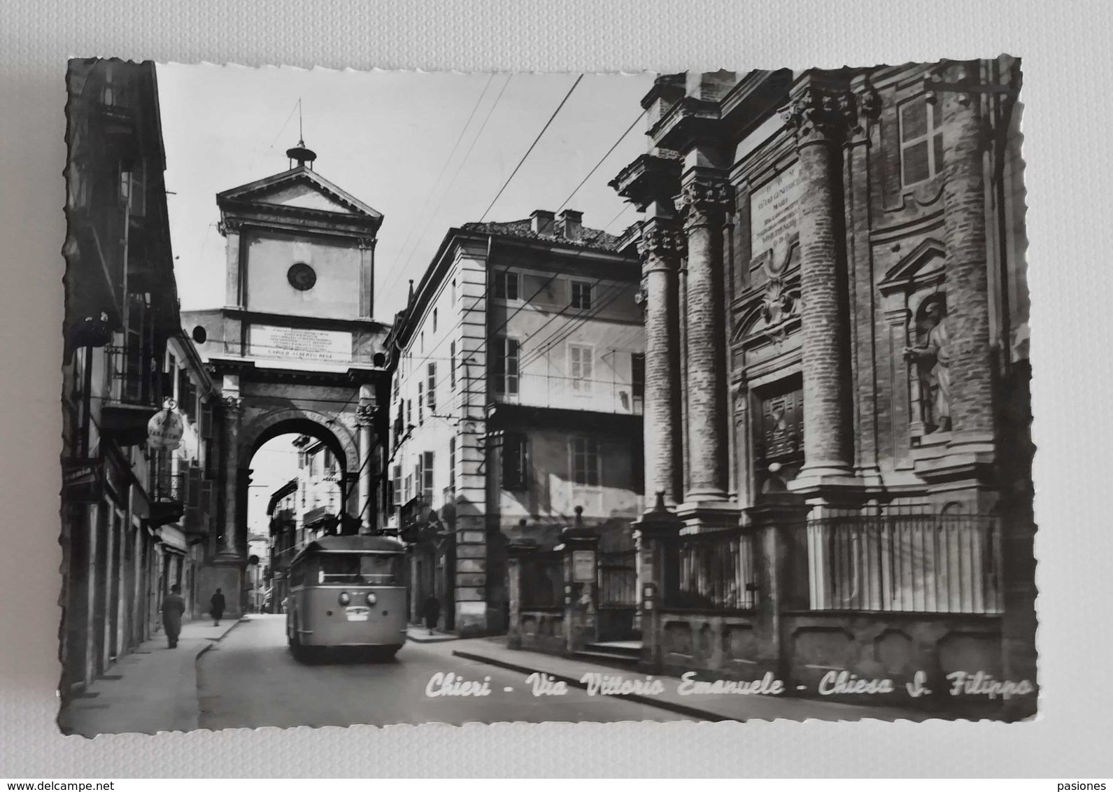 Cartolina Illustrata Chieri - Via Vittorio Emanuele E Chiesa S.Filippo, Per Bologna 1956 - Sonstige & Ohne Zuordnung