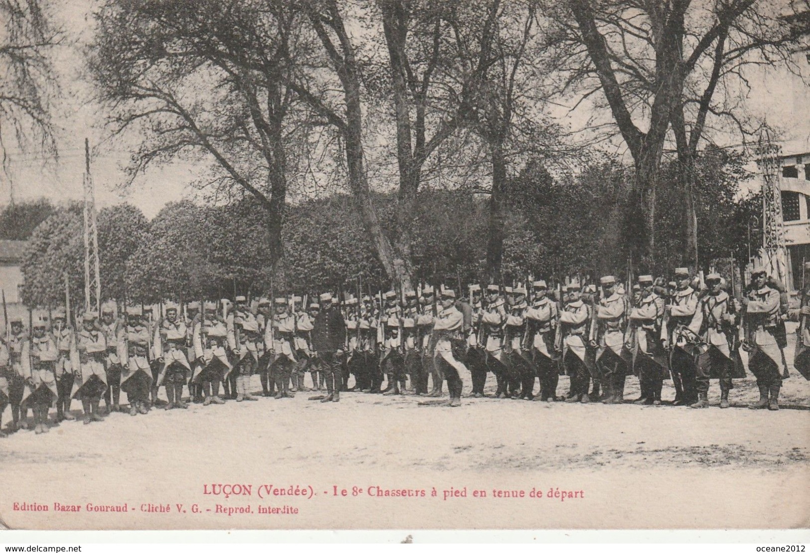 85 Luçon. Le 8 Eme Chasseurs à Pied En Tenue De Depard - Lucon