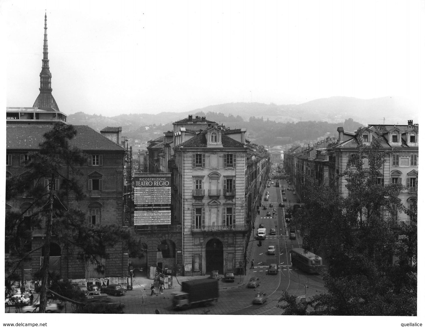 01609 "TORINO - ANNI '60 -  VIA PO - VIA VERDI - RICOSTRUZIONE TEATRO REGIO" ANIMATA, AUTO, AUTOBUS. FOTO ORIGINALE - Lieux