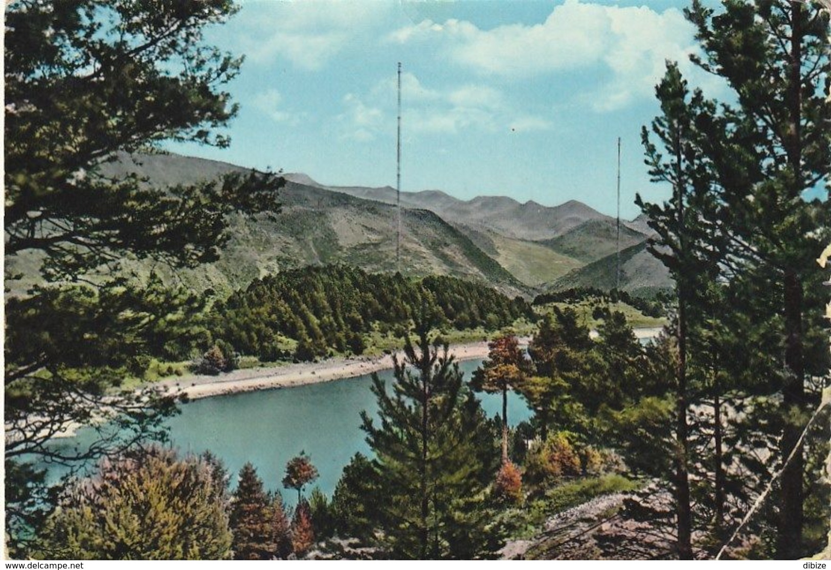 Carte Postale. Andorre. Lac D'Engolasters Avec Les Antennes De Radio Andorre. Circulé. 1963. Timbre. Cachet Postal. - Andorra