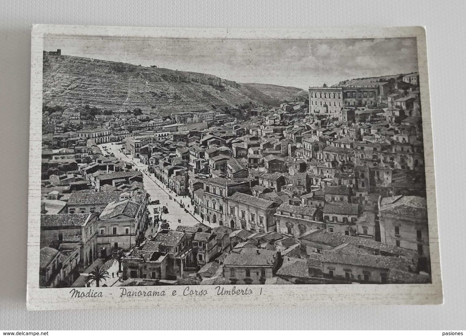 Cartolina Illustrata Modica - Panorama E Corso Umberto I, Per Firenze 1953 - Modica