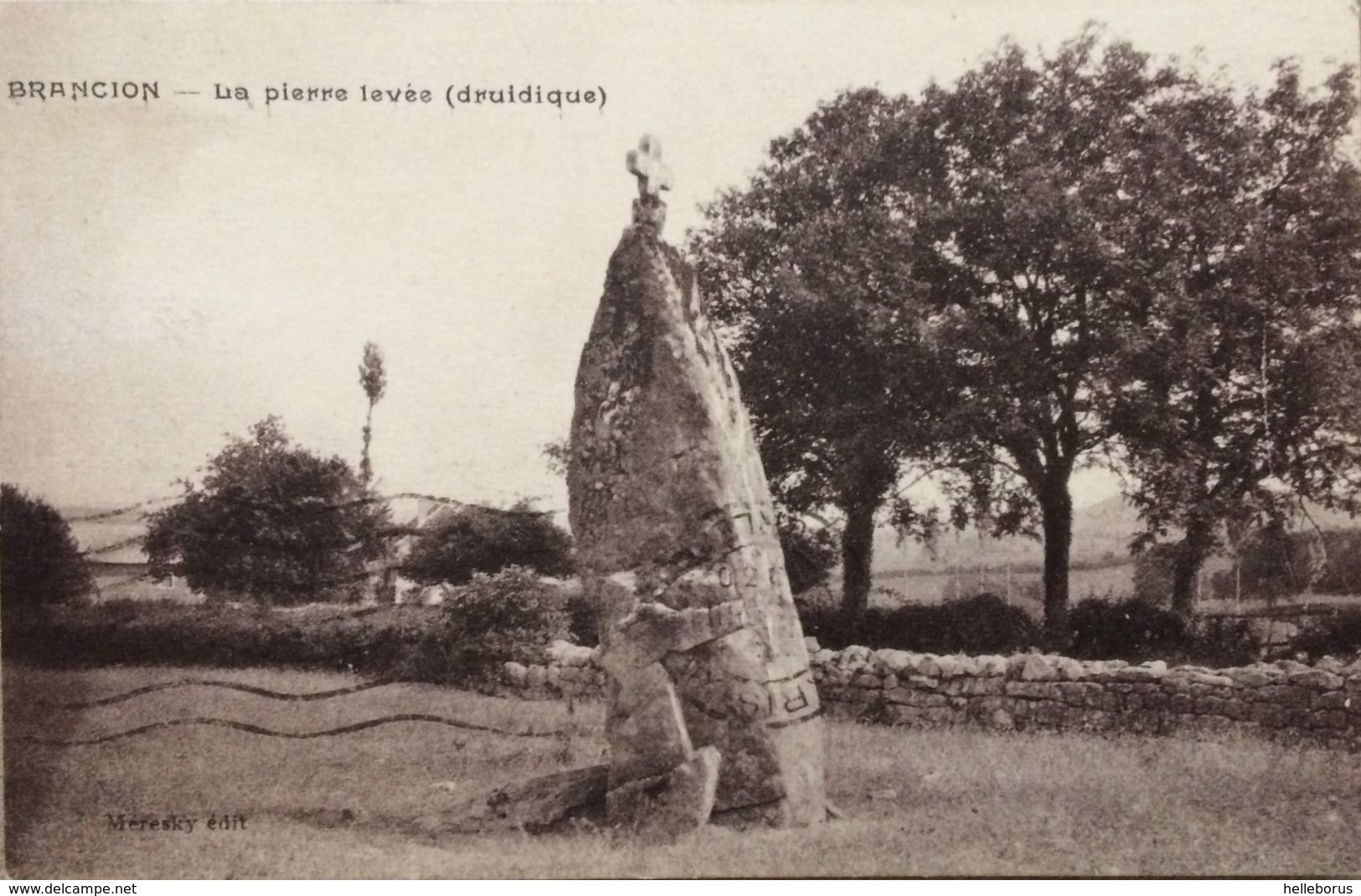 LA CHAPELLE SOUS BRANCION Pierre Levée Menhir Druide Celte Saône Et Loire 71 - Other & Unclassified