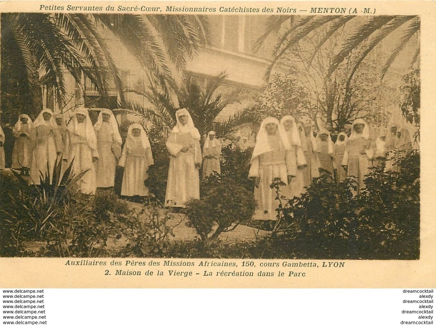 Benin DAHOMEY. Pères Missions Africaines. Récréation Dans Le Parc - Benin